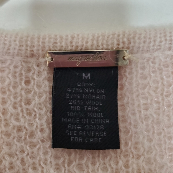 Magaschoni Mohair Wool Blend V-Neck Sweater Size M Long Sleeve Knit Pullover - Picture 9 of 11